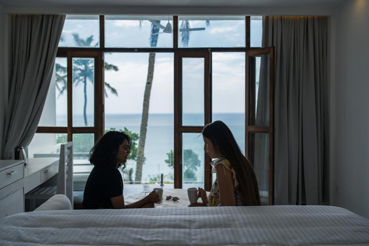 Elixir Cliff Beach And 5* Varkala