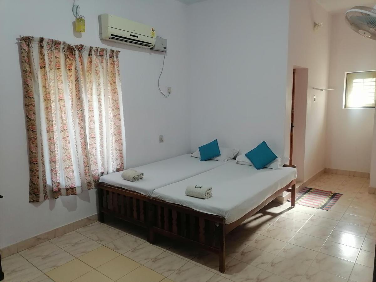 Basuri Guest house