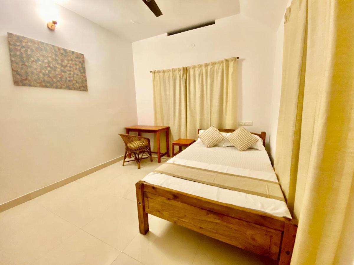 Tattwamasi Ayuryoga With Breakfast And Yoga Varkala