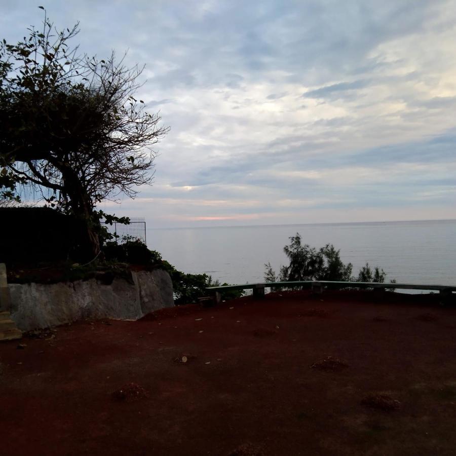 Seashore Bed & Breakfast Varkala
