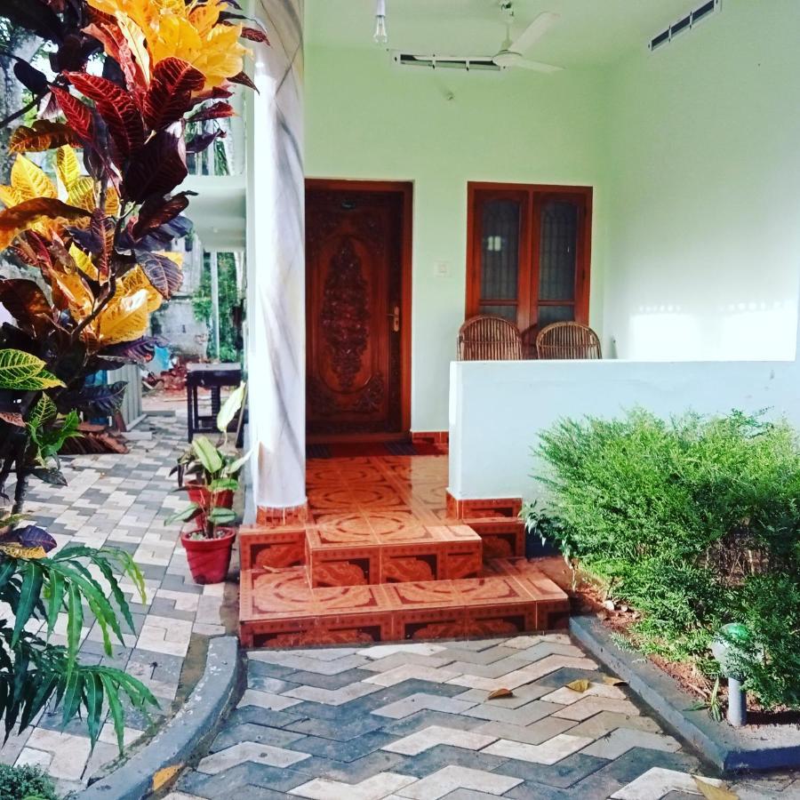 Bed & Breakfast Lavender Residency *