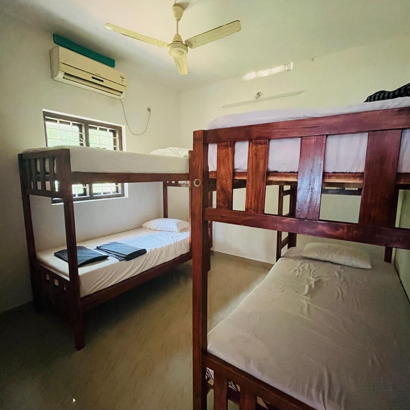 Molly's Hostel Varkala