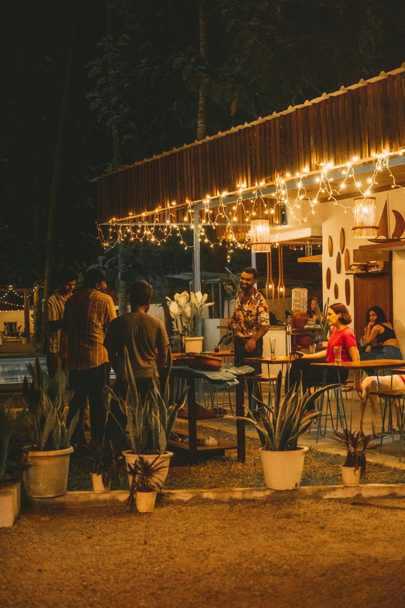 Paddlecult Surf Retreat Bed & Breakfast *