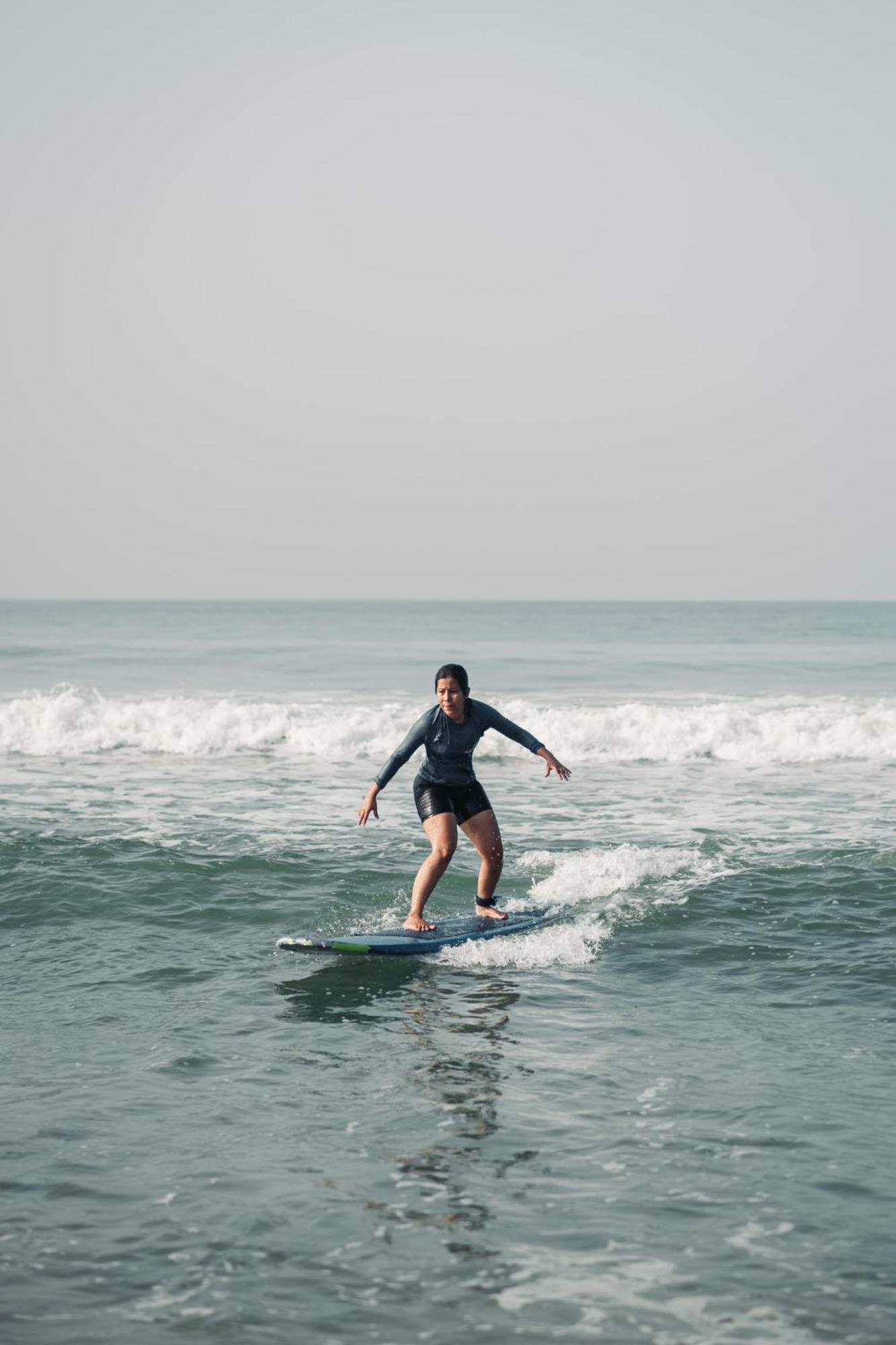 Bed & Breakfast Paddlecult Surf Retreat *