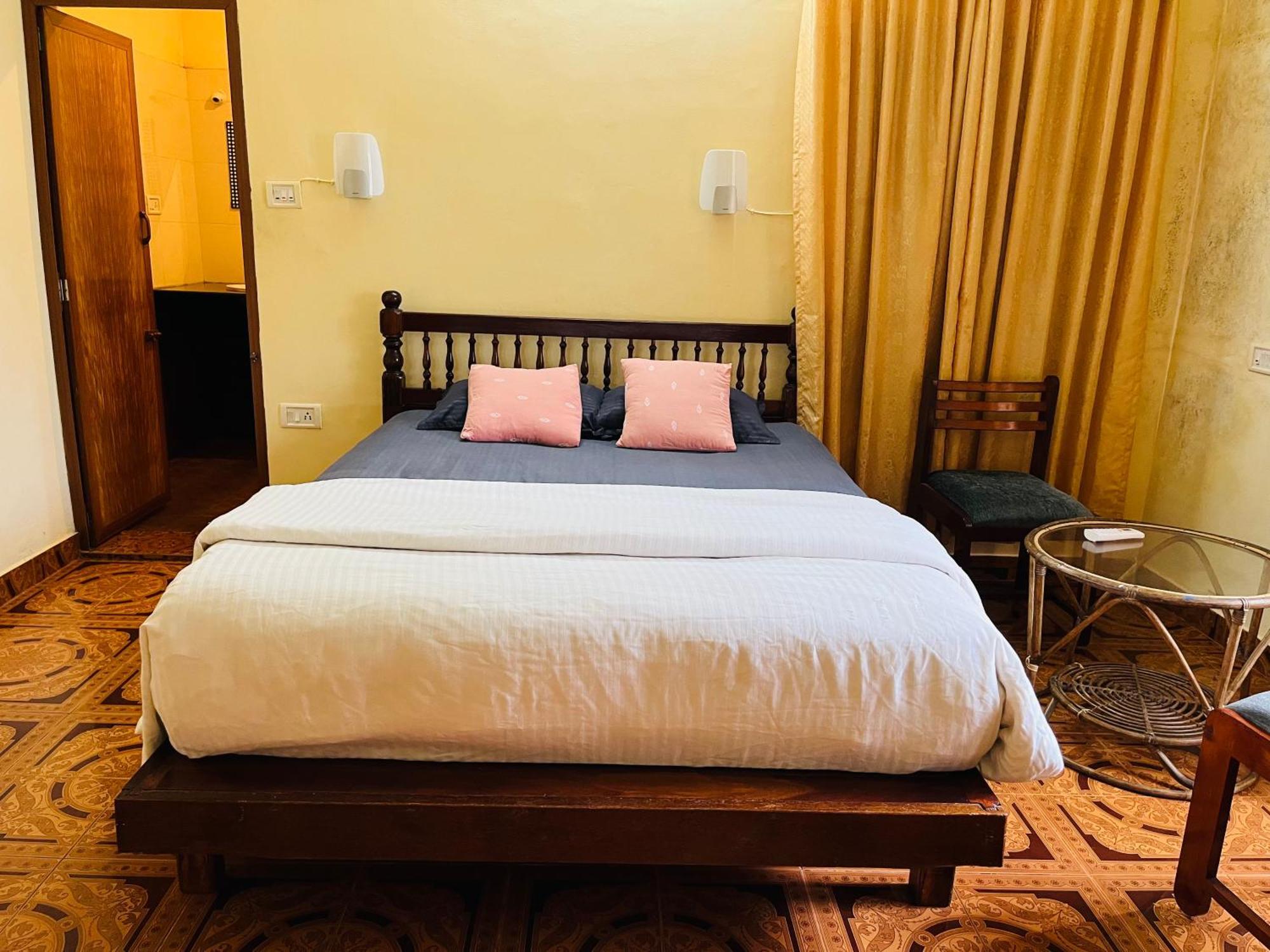 Lavender Residency Bed & Breakfast *