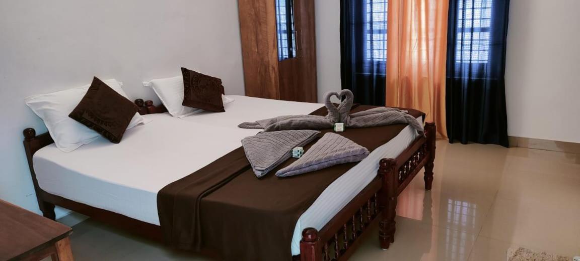 Le Coco Beach Guest house Varkala