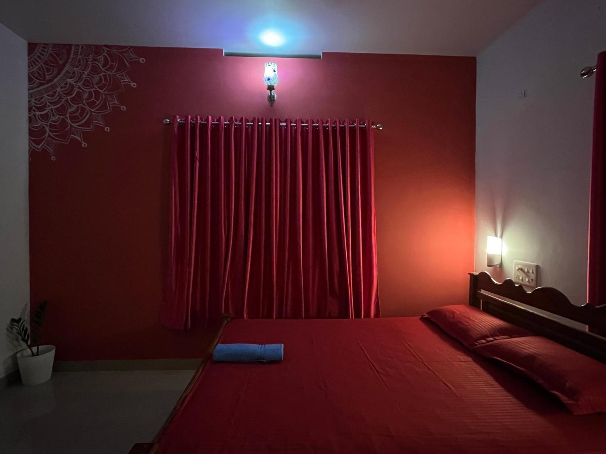 Mud Apples Homestay