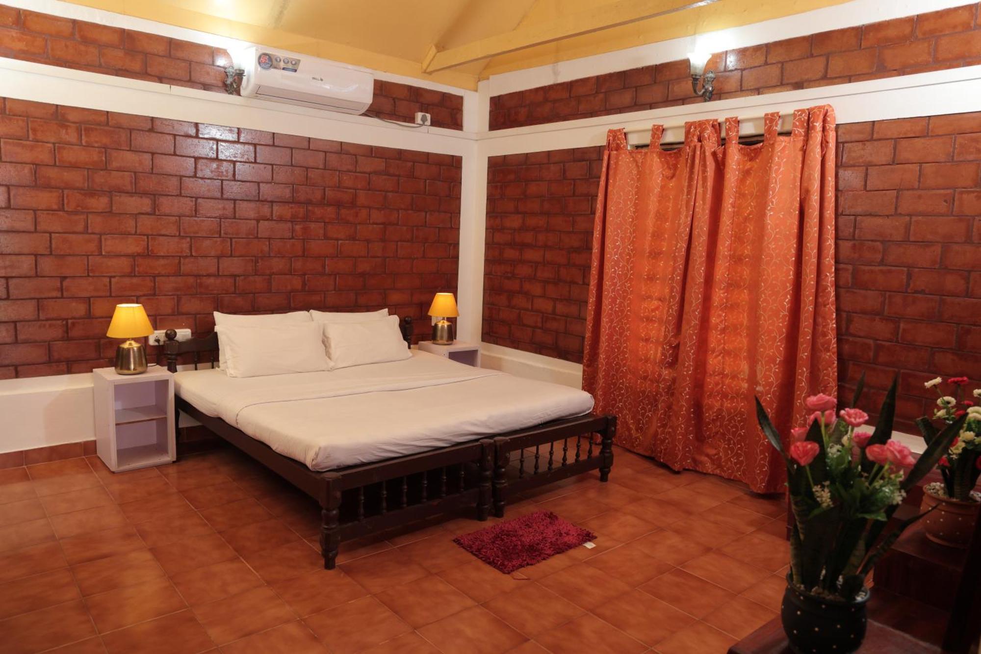 Hillview Hotel 4*