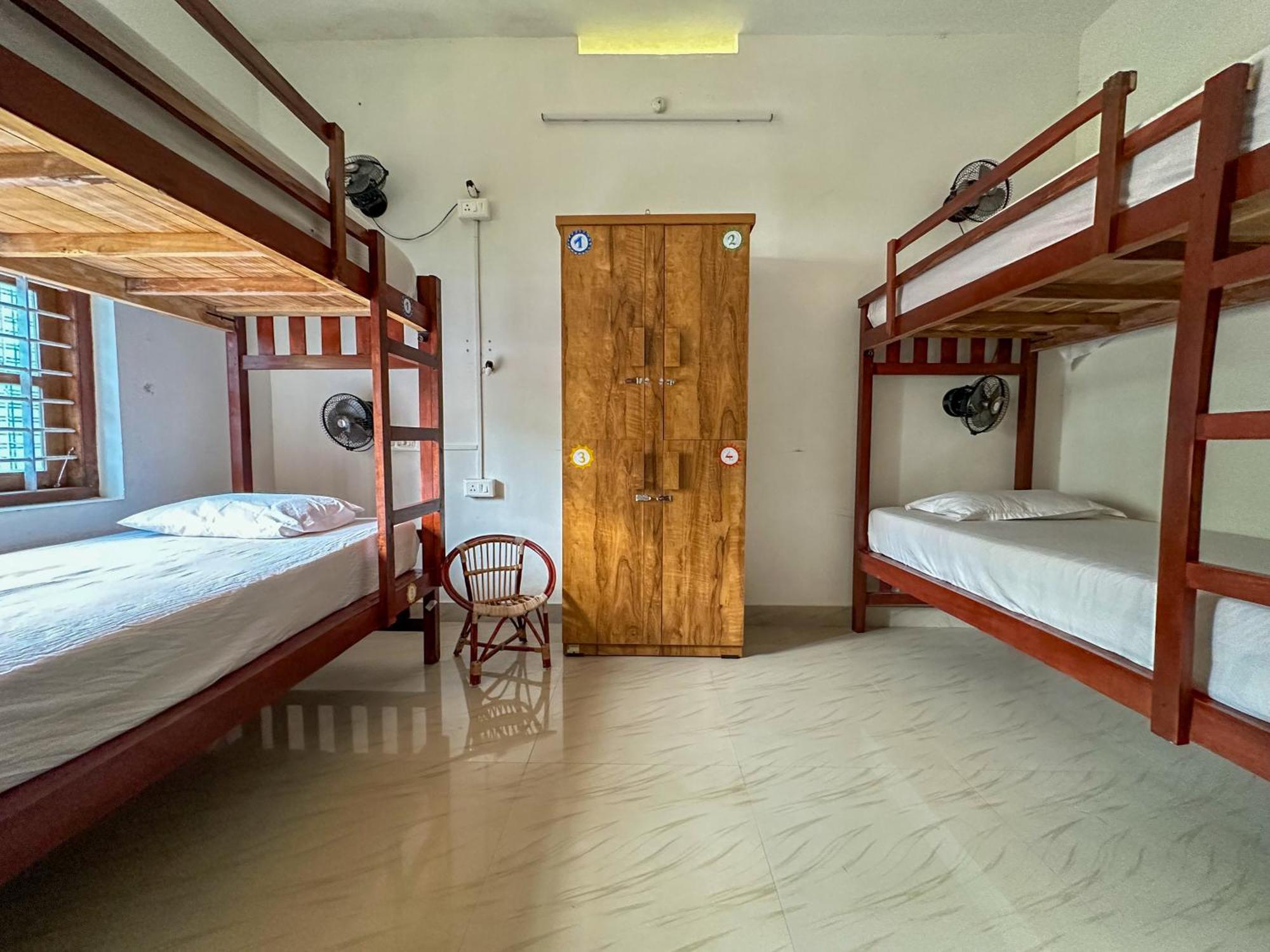 Hostel Molly's