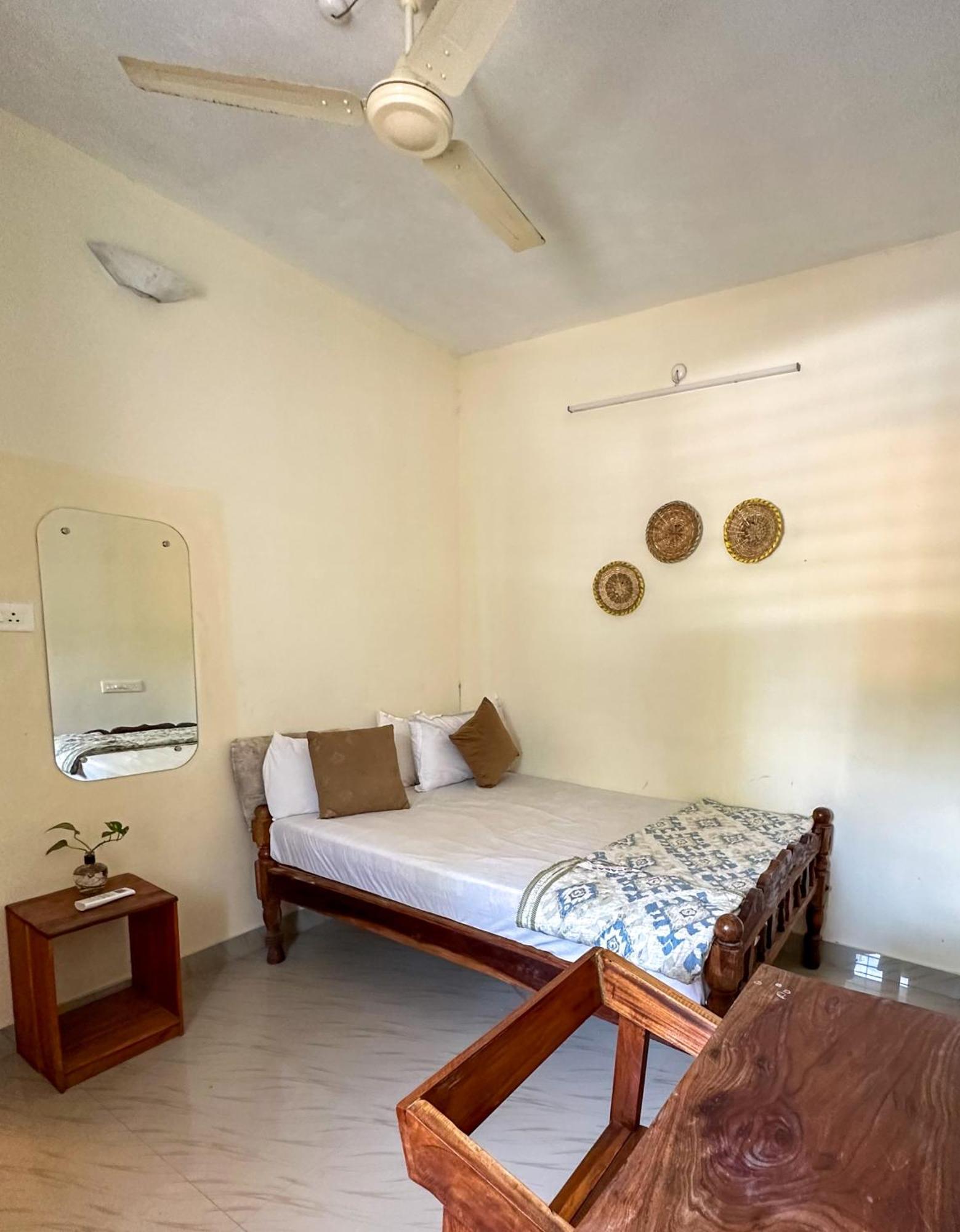 Molly's Hostel Varkala