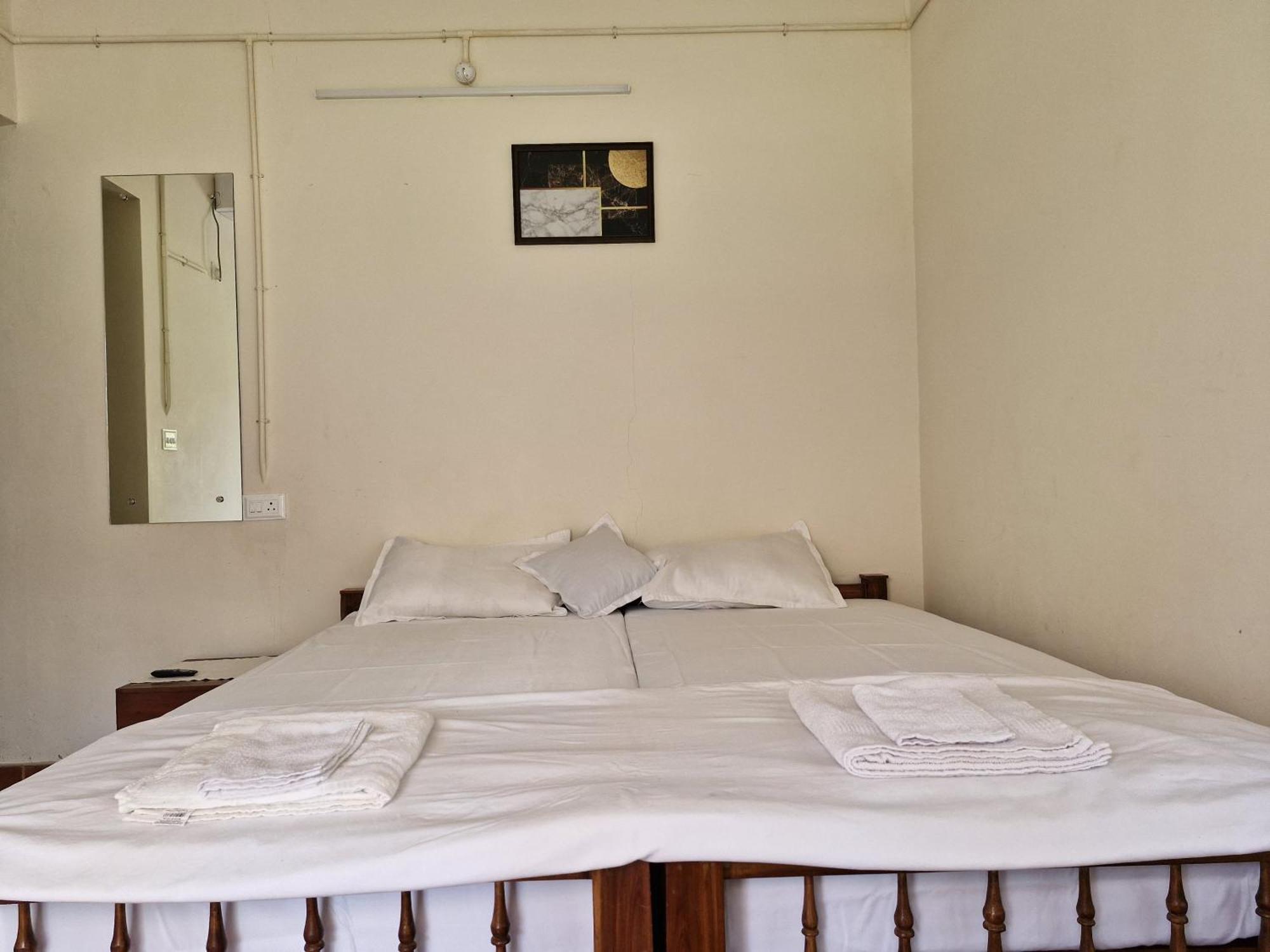 Philosopher's Stone Bed & Breakfast *