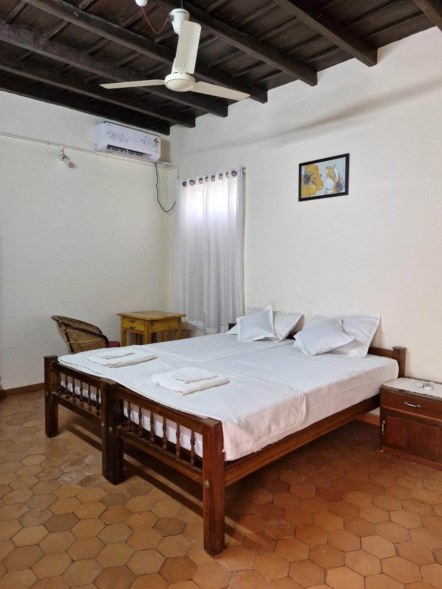 Philosopher's Stone Bed & Breakfast *