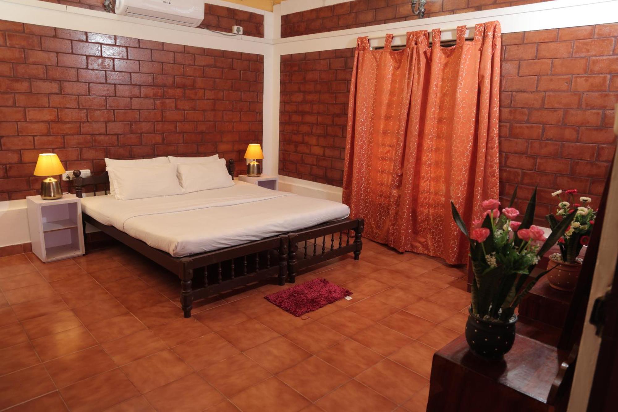 Hotel Hillview