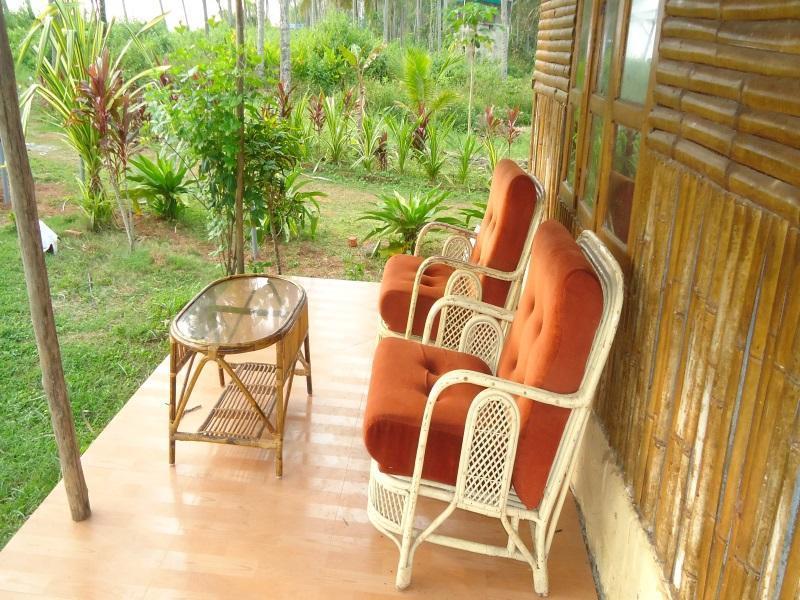 Bamboo Village Homestay *