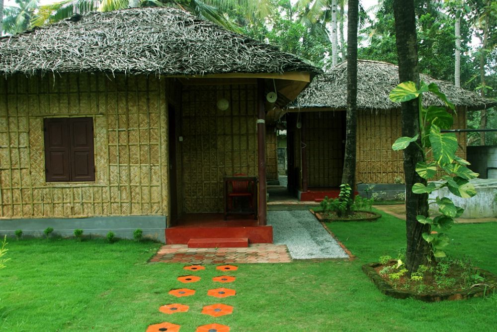 Inn Vedanta Wake Up-helipad North Cliff