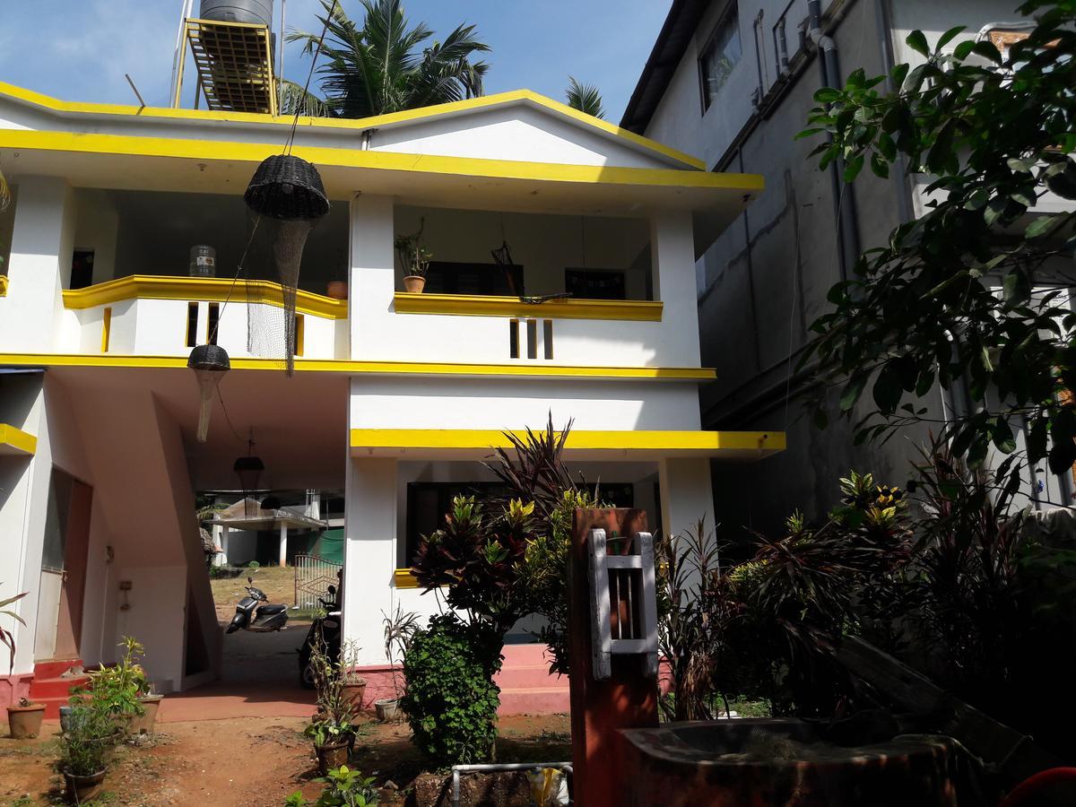 Jairam Cafe And Guest house Varkala
