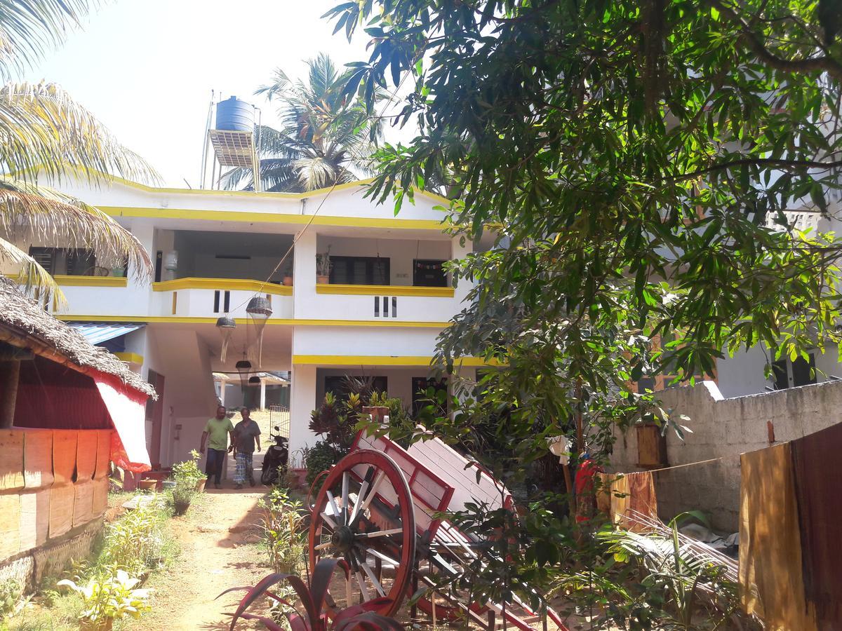 Guest house Jairam Cafe And