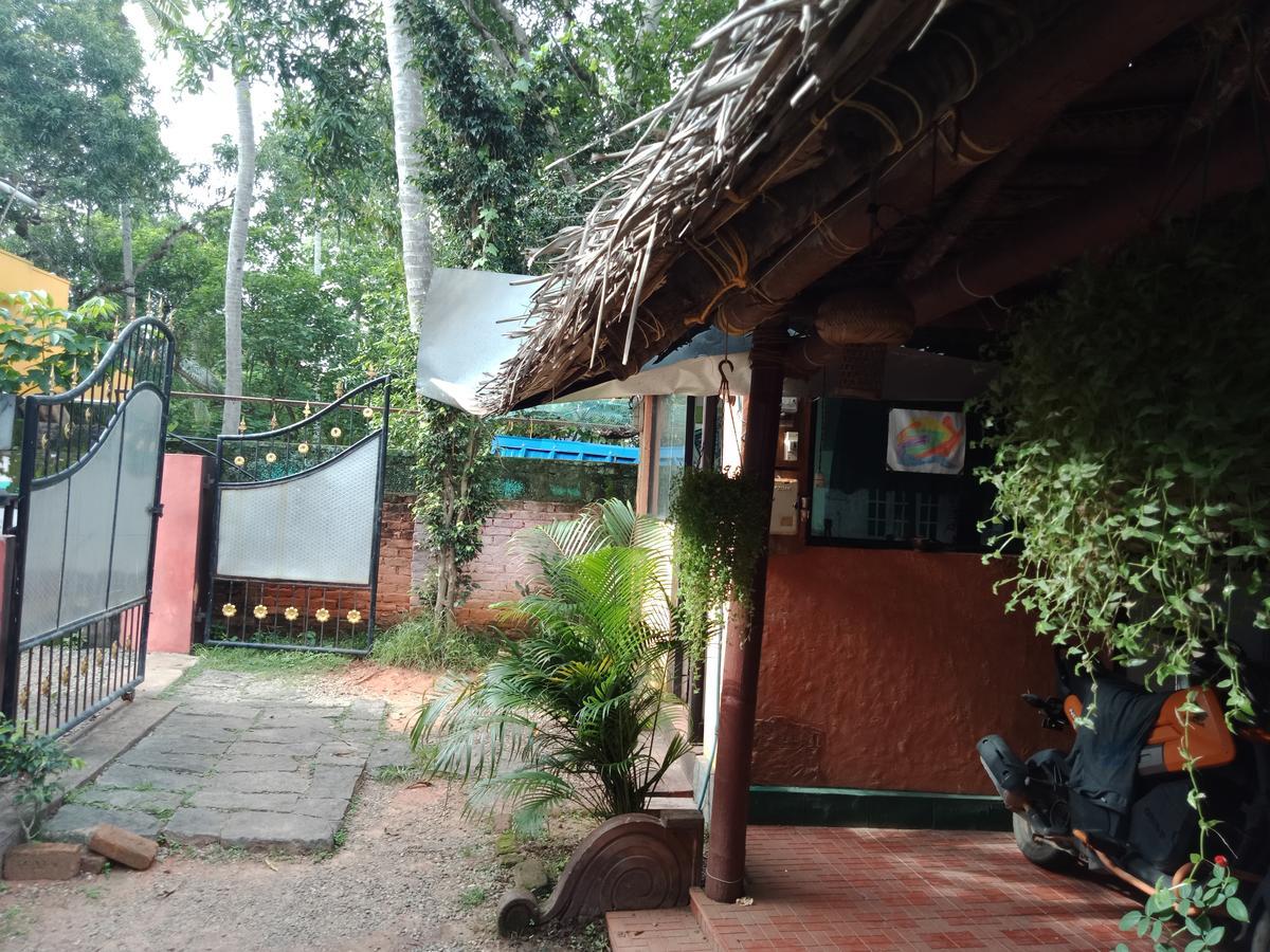Mango Palace * Varkala