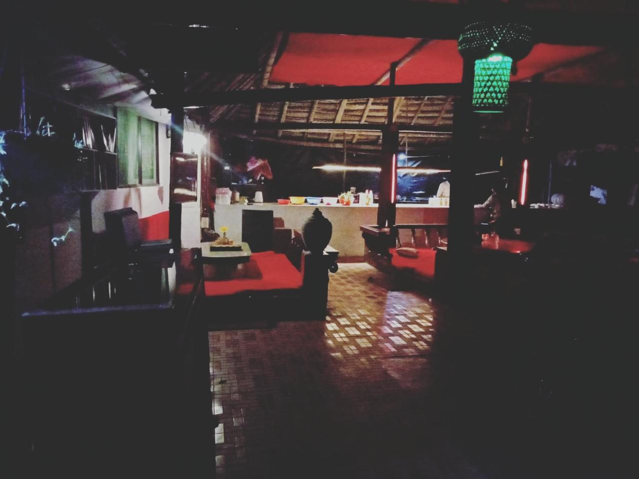 Mango Palace Guest house *