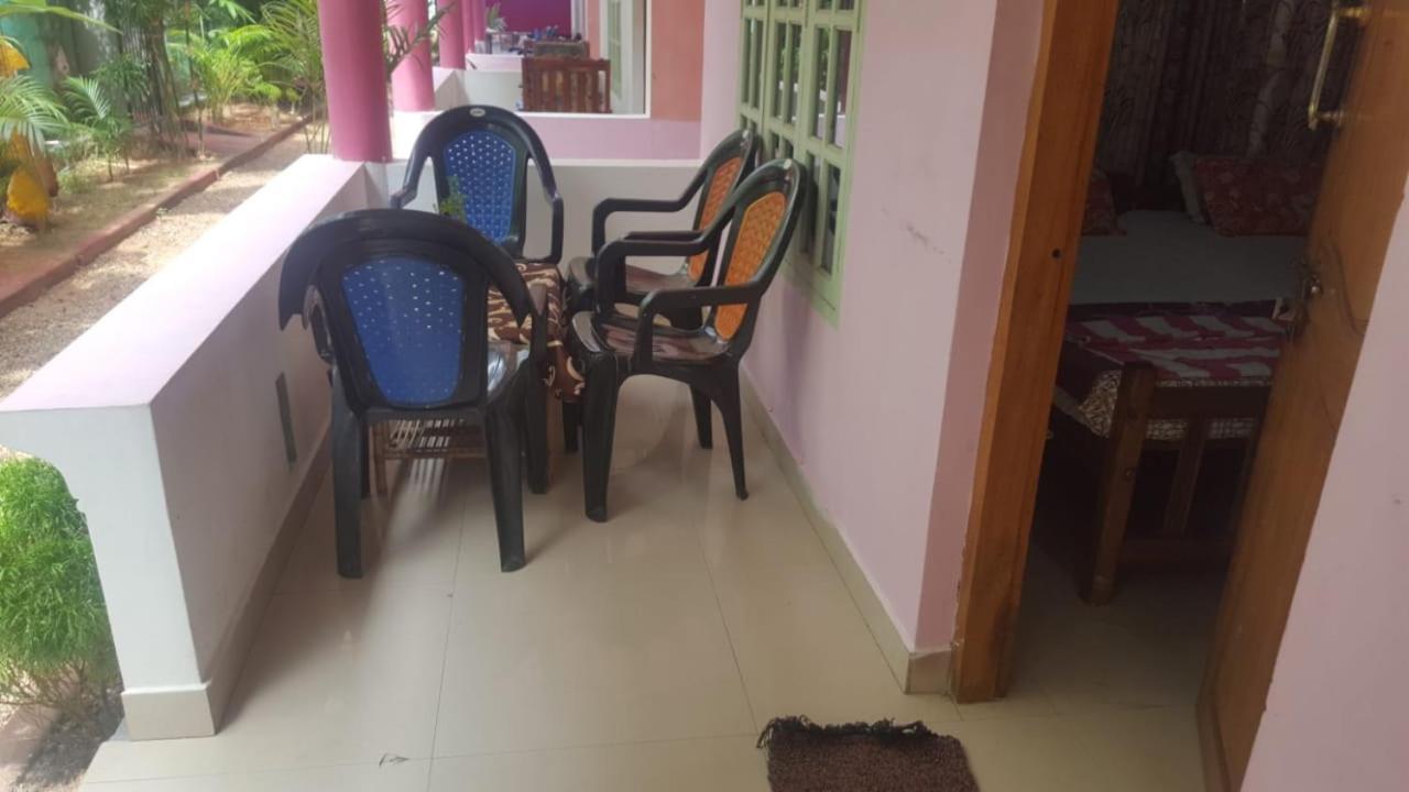 Mango Palace