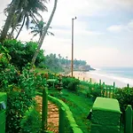 Mavila Beach Resort, Kerala\'S Heritage Temple Villa