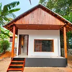 Verge Hostel