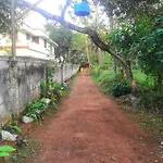 Littoral Hostel