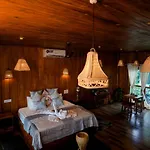Driftwood Beach Resort