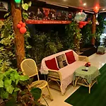 Tamaara Inn Beach Resort