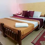 White Pearl Beach Resort