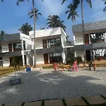 Vista Oceano Beach Resort
