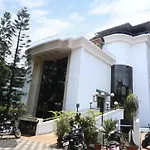 Hotel Park International Varkala