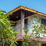 Sky\'S Surf Hostel