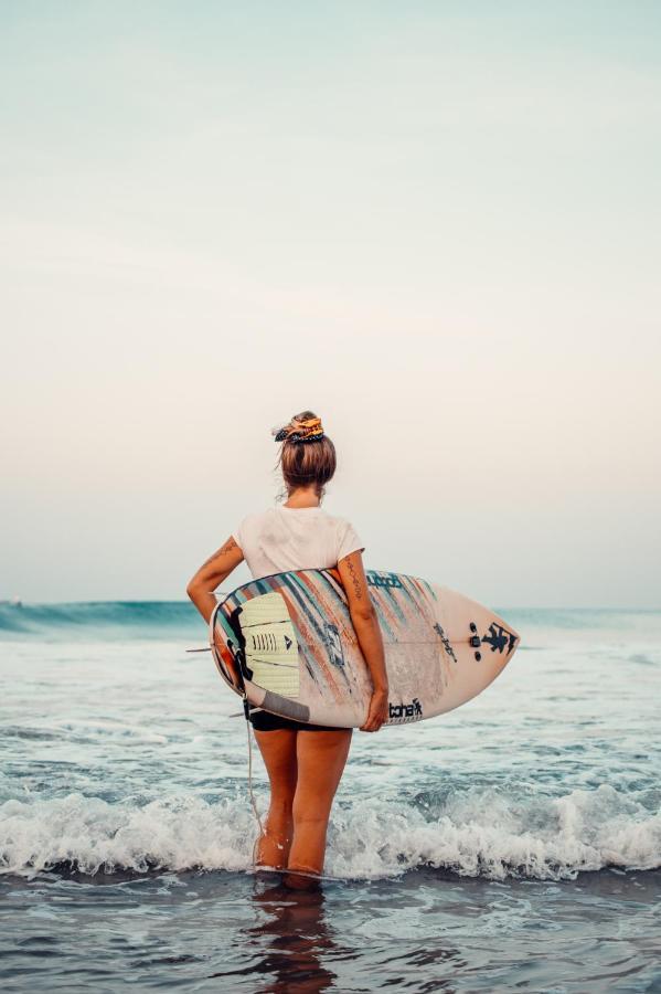 Pointbreak Surf & Bed & Breakfast *