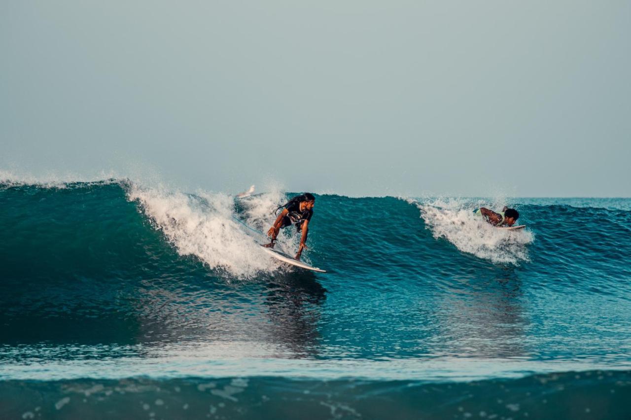 Pointbreak Surf & * Varkala