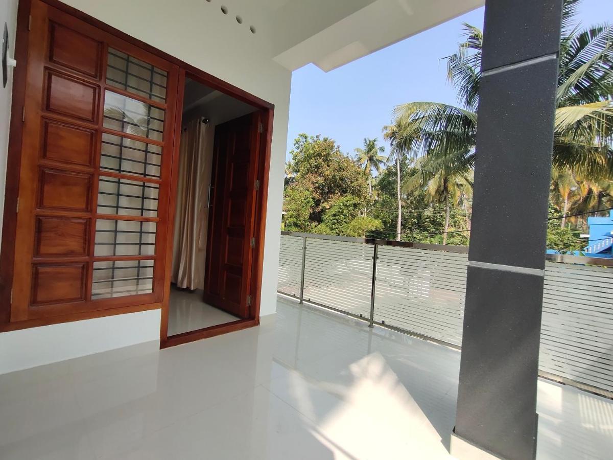 Hotel White House Residency Varkala