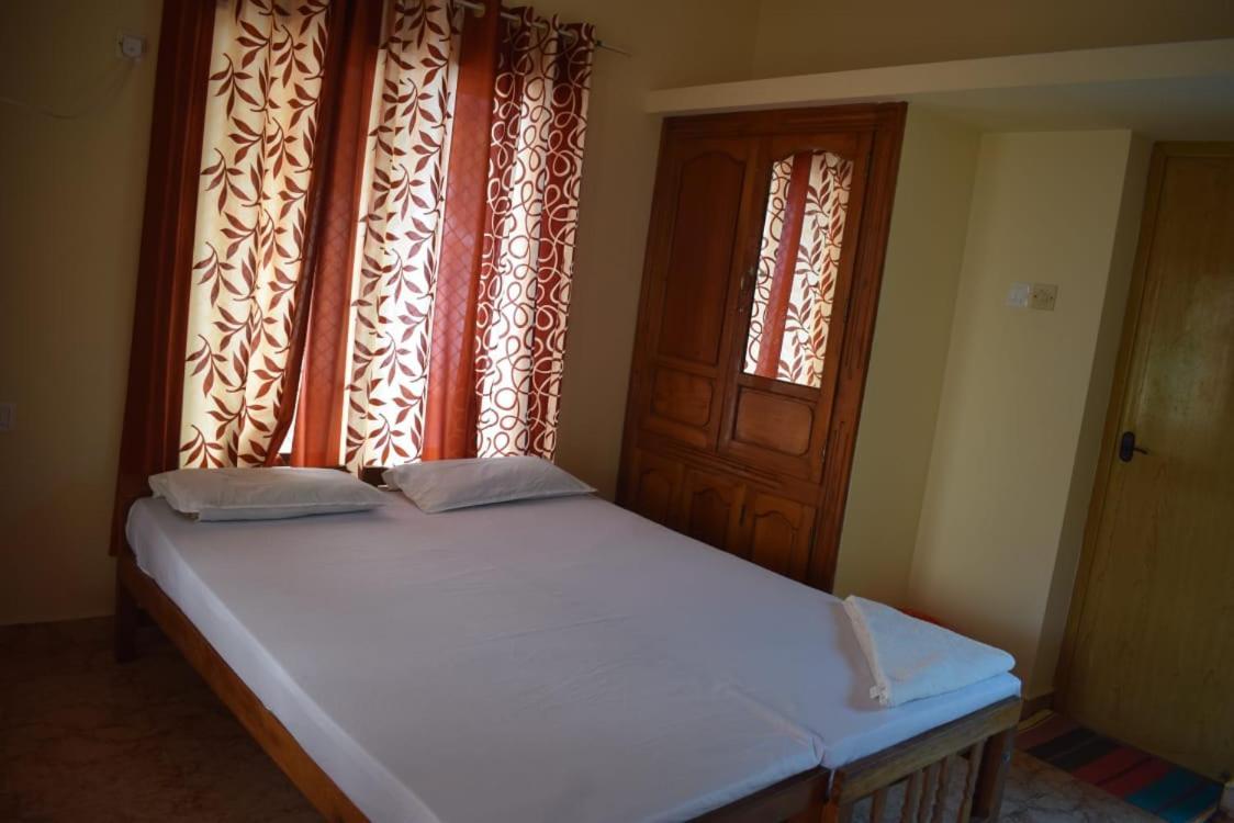 Seaview Residency Bed & Breakfast *