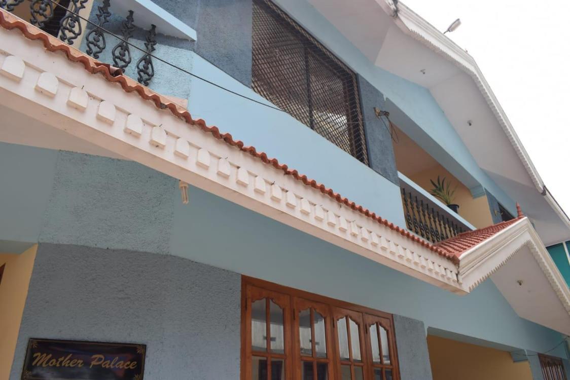 Bed & Breakfast Seaview Residency