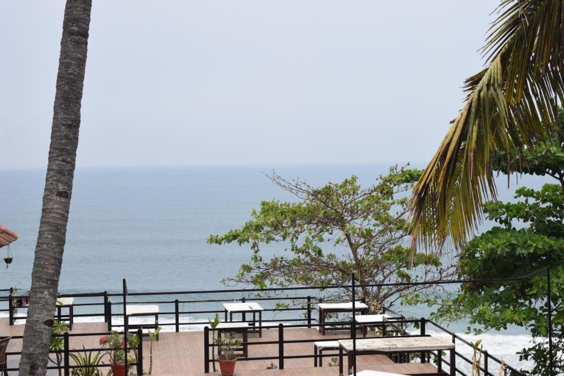 Seaview Residency Bed & Breakfast