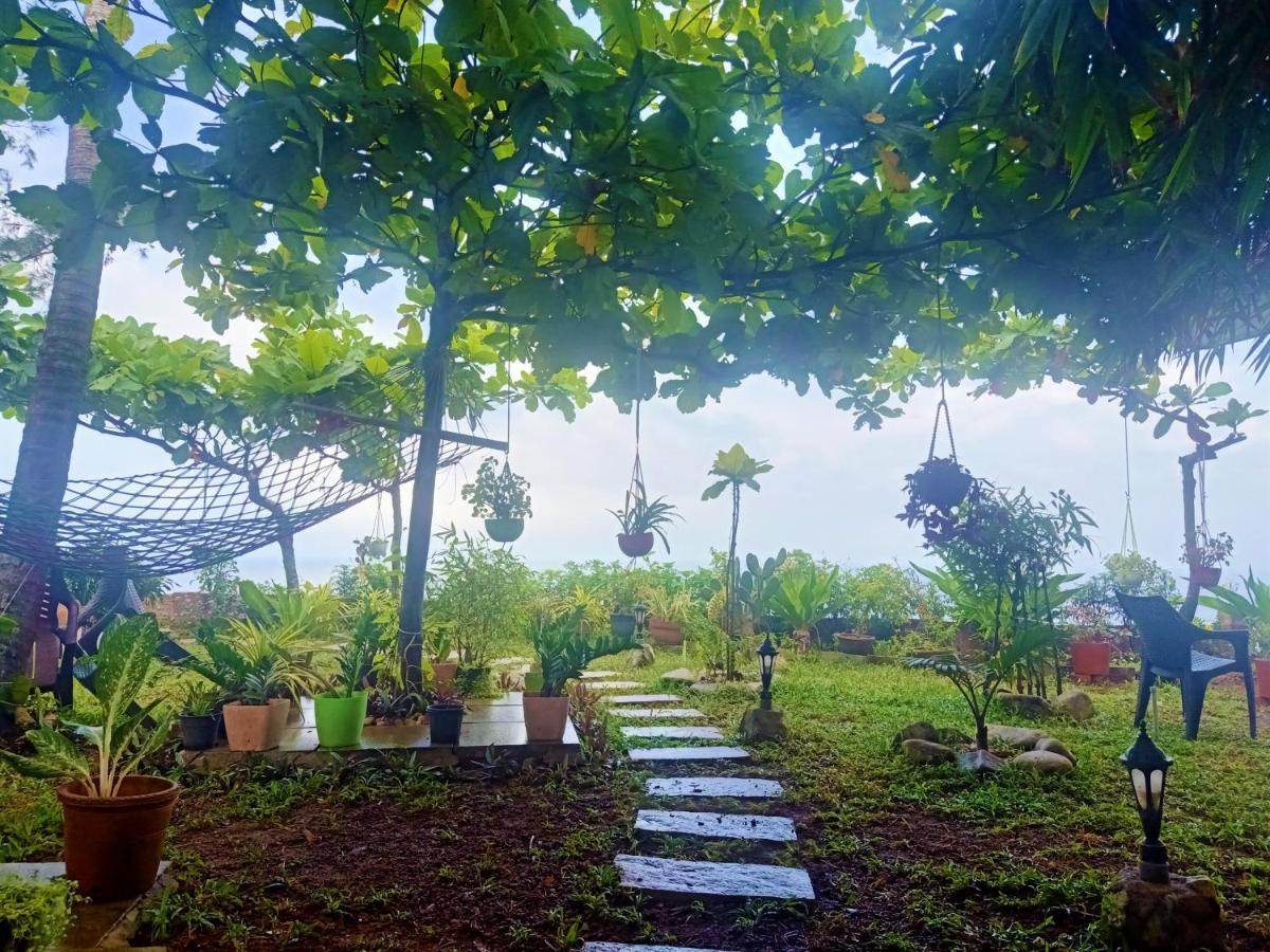 Cliffy Pande Holiday home