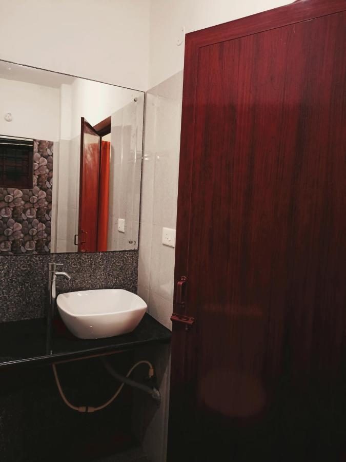 Gouri's Inn *