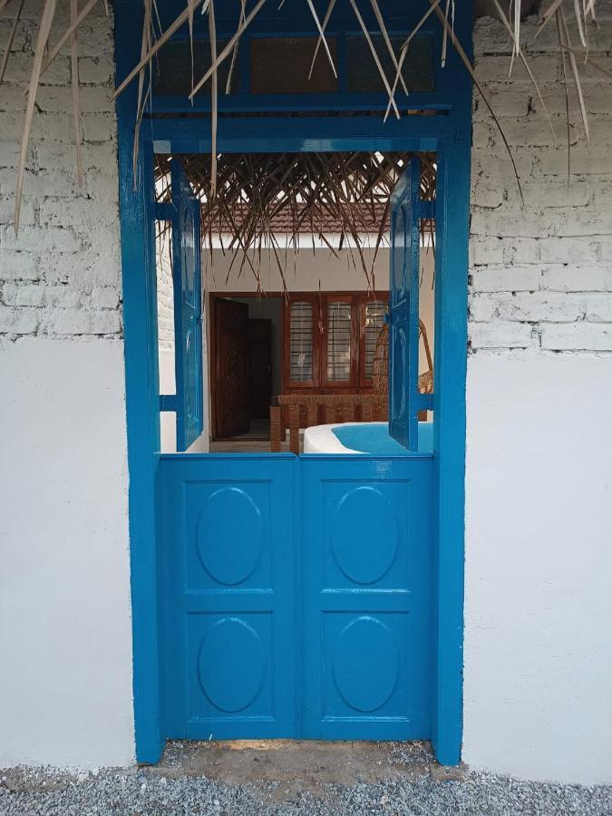 Hostel Calaila