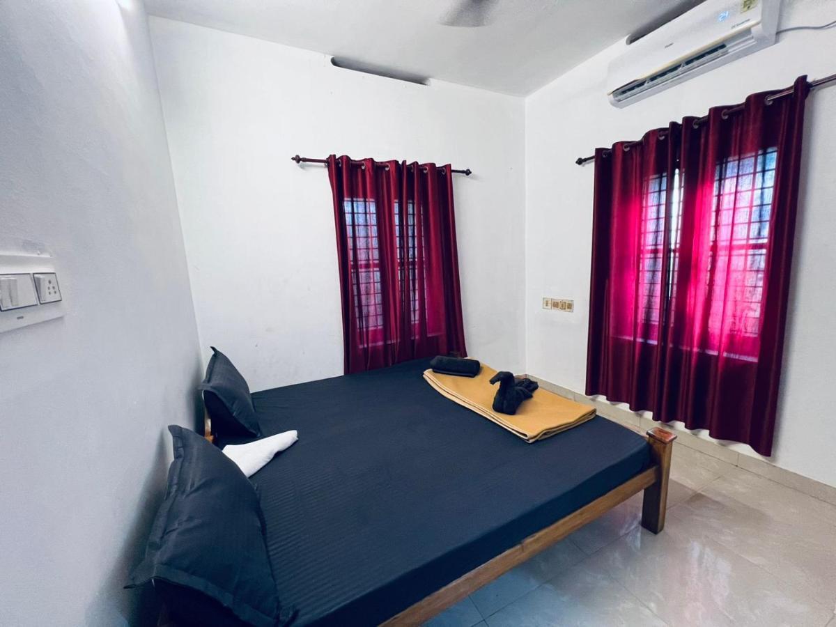 House Homestay *