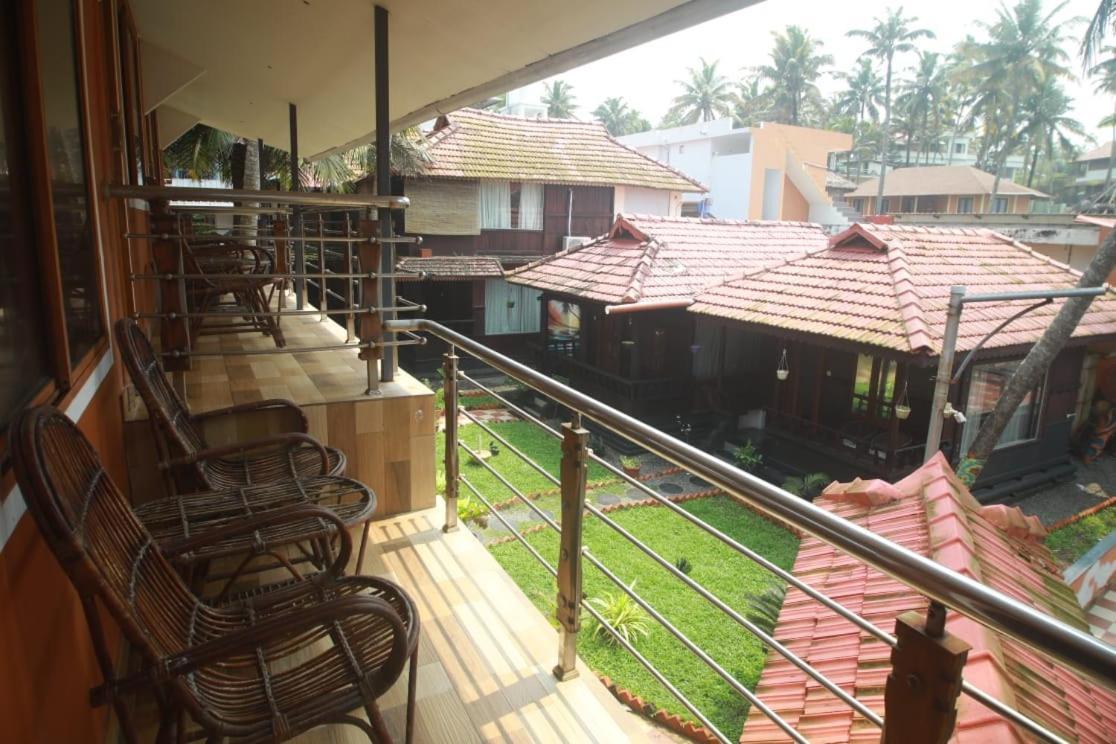 Resort Black Varkala