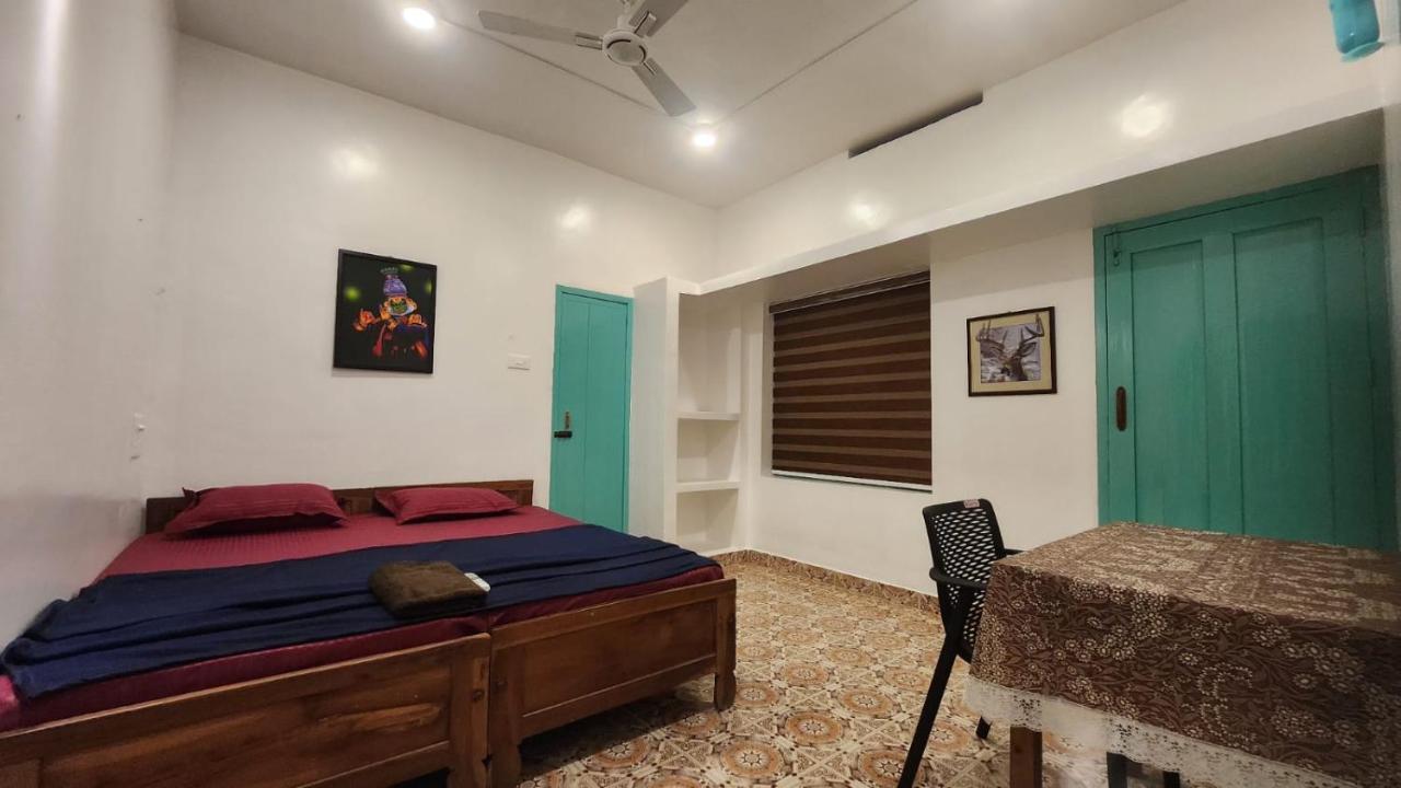 Cliff County Homestay