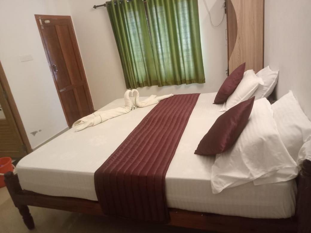 Le Coco Cliff Hotel Varkala