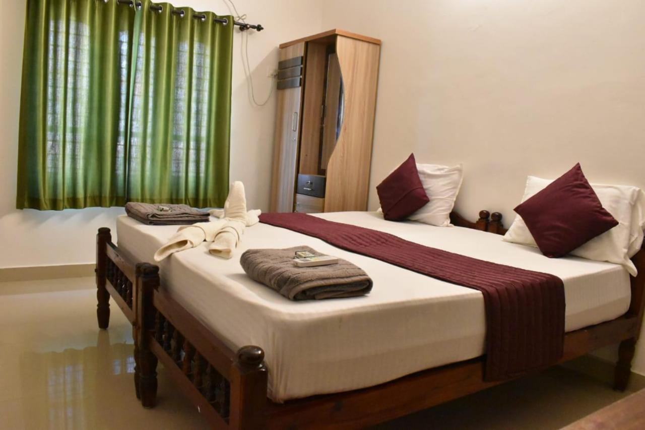 Hotel Le Coco Cliff Varkala