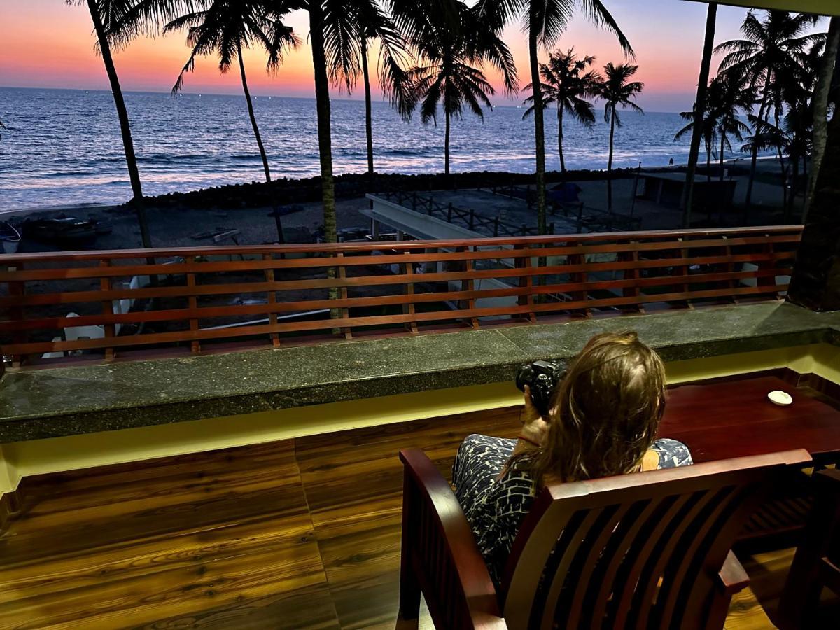 Hotel Maadathil Varkala