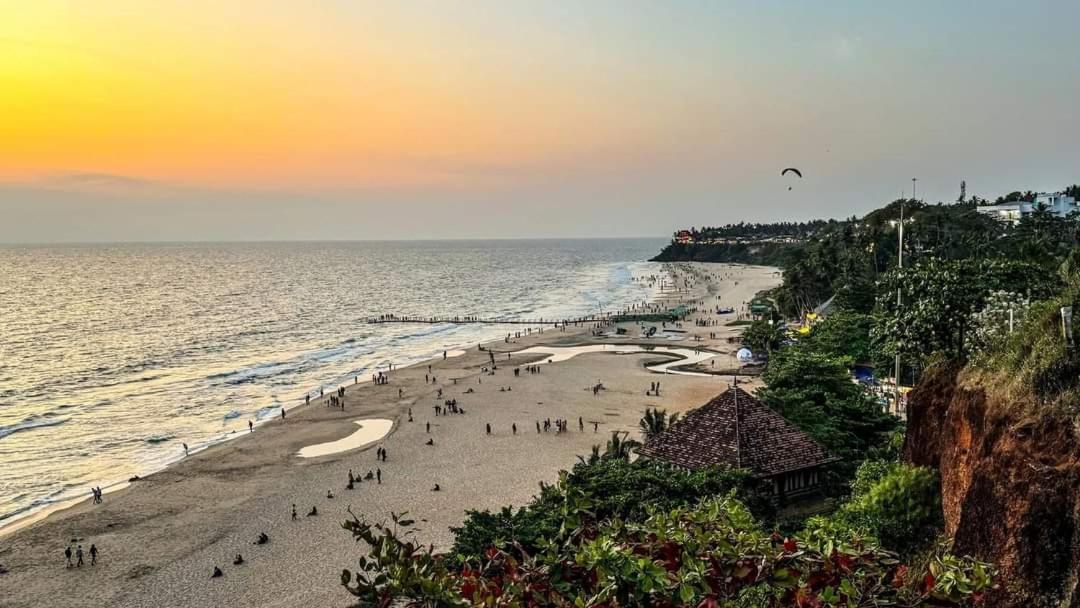 Aaronic * Varkala