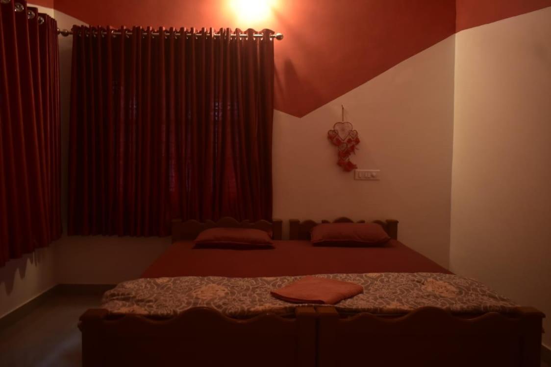 Endless Nights Varakala
